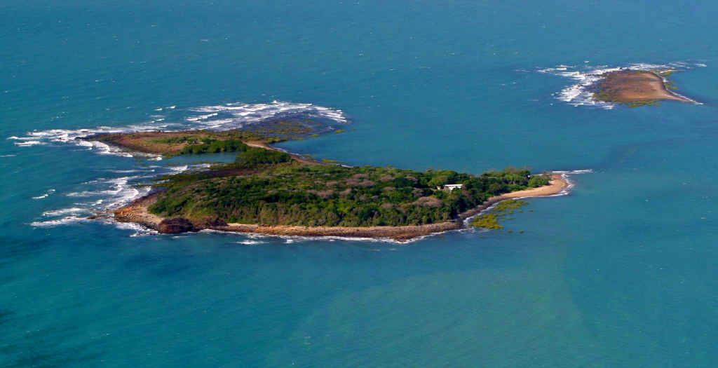Victor Island is just minutes from Sarina Inlet. Victor Island is just minutes from Sarina Inlet.